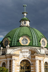 Obraz premium The grotto pavilion in the Park Kuskovo, Moscow