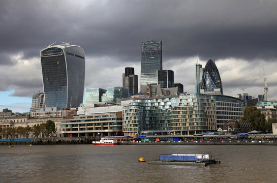 londres edificios modernos visto desde el r&iacute;o 3189-f14