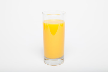glas orangensaft isoliert
