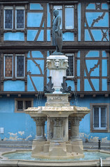 Der R&ouml;sselmann-Brunnen in Colmar, Frankreich