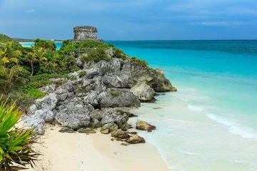 Fotobehang God of Winds Temple. Ancient Mayan ruins in Tulum, Mexico © SCStock