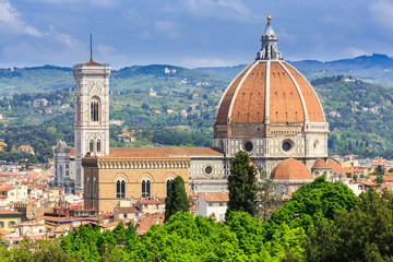 Fototapeta na wymiar Florence Cathedral (Basilica di Santa Maria del Fiore)