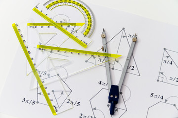Drawing tools with compass