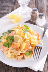 pasta with salmon