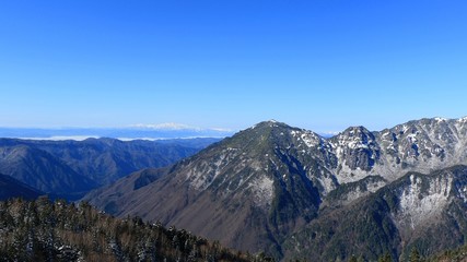 Fototapeta premium The Mountain view with Snow at Japan