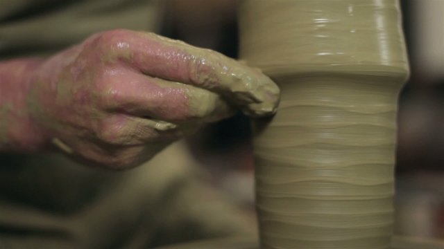 The process for making a pot in studio