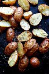 roasted potatoes with herbs