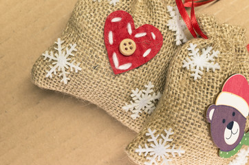 little decorative burlap bags