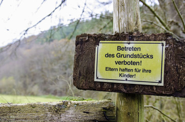 Betreten verboten Schild