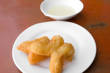 deep-fried doughstick