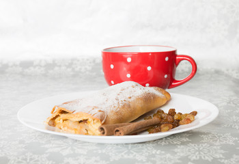 Apple pie and coffee