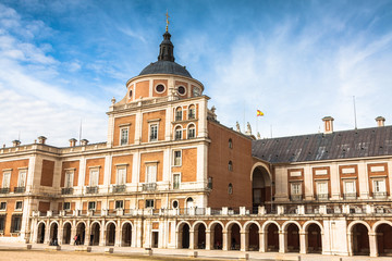 Fototapeta na wymiar majestic palace of Aranjuez in Madrid, Spain