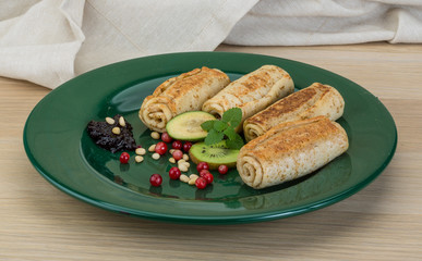 Pancakes with berries