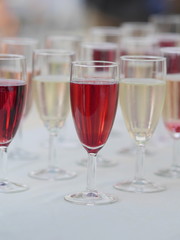 lot of glasses with champagne