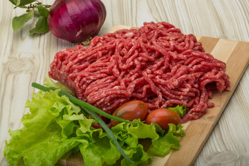 Raw minced beef