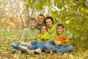 Fototapeta premium Happy smiling family