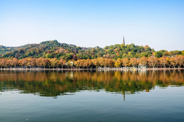 Fototapeta na wymiar Hangzhou west lake autumn scenery