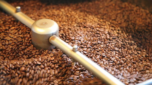 roasted coffee beans in the machine 1