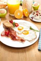 Frühstück tisch