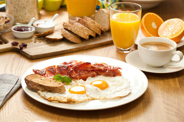 Frühstück tisch
