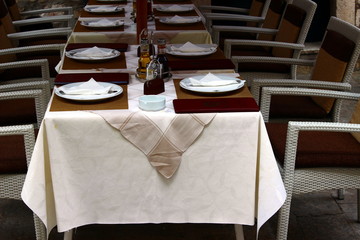 tavola apparecchiata