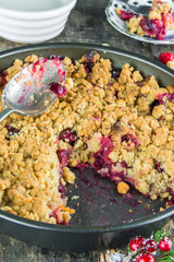 Apple and cranberry crumble