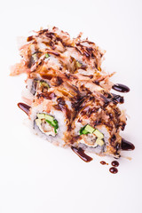 eel sushi roll in tuna flakes with sause
