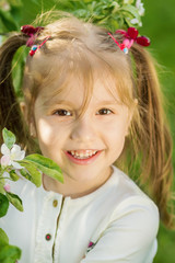 Naklejka premium Portrait of a cute little girl