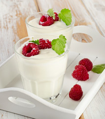 yogurt with  raspberries