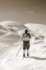 Afwasbaar fotobehang Black and white photos, Sepia Vintage skier © smuki