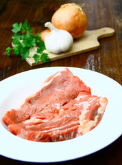 faux-filet,viande rouge crue