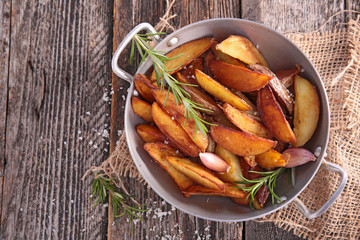 fried potato and rosemary
