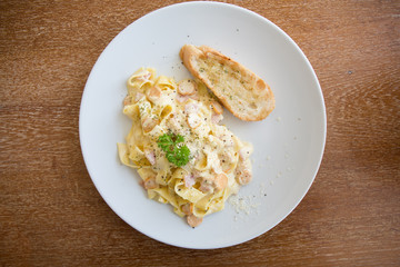 fettuccine carbonara