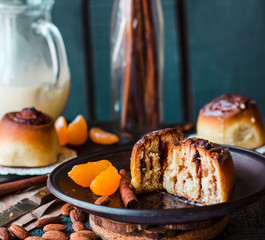 sectional view Cinnabon cinnamon rolls prunes, almonds and manda