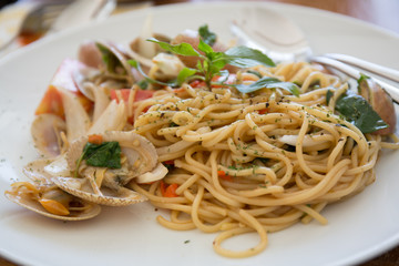 spaghetti with seafood