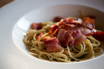 Spaghetti with bacon