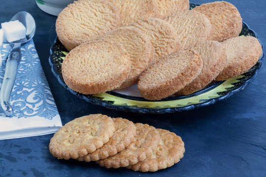 3 Best Gateaux Secs Images Stock Photos Vectors Adobe Stock