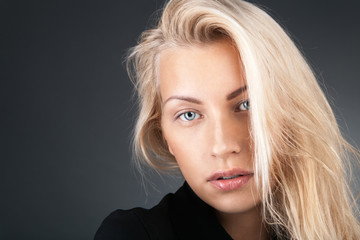Naklejka premium beautiful young woman portrait