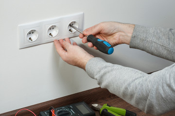 Electrical installation © Svetlovskiy