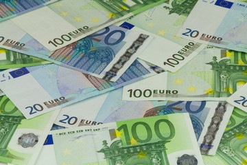 viele grüne und blaue Euro Geldscheine