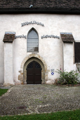 Fototapeta na wymiar Tür der Schwalenberger Kirche