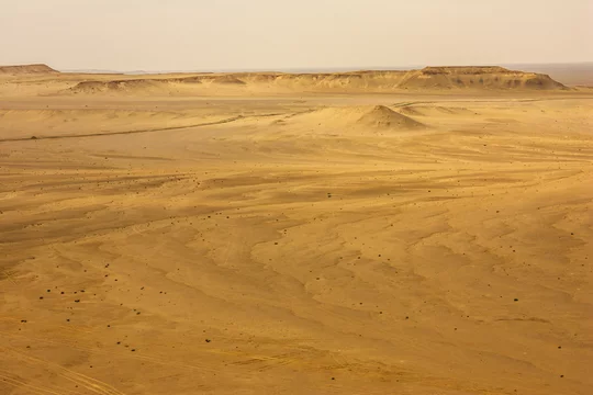 Les Dunes de Qattara - Adobe Stock