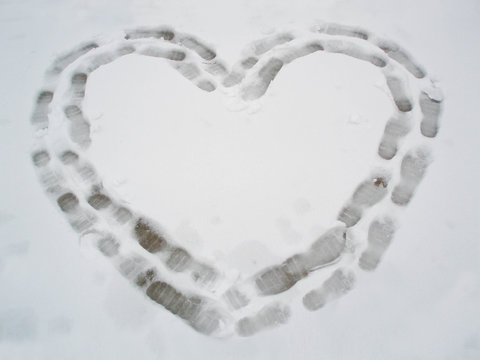 heart on the snow