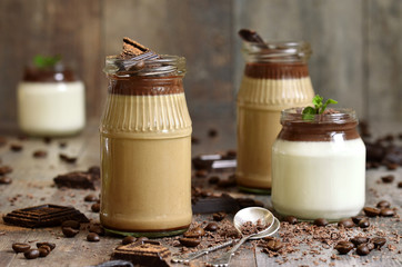 Pannacotta in a jar in two variations.