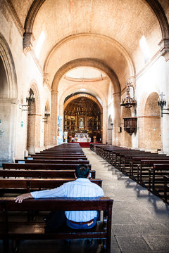 Chiesa in Arequipa, Per&ugrave;