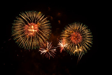 Fototapeta na wymiar Beautiful fireworks
