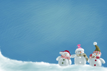 3 bonhommes de neige