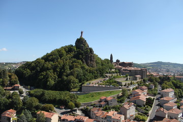 statua sulla collina