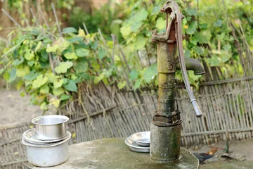 Deurstickers Old water pump. Patihani-Nepal. 0794 © rweisswald