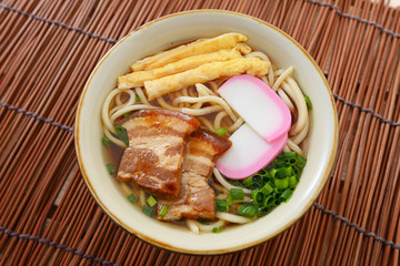 美味しそうな沖縄そば